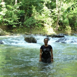 Mermaid Pool Adventure 