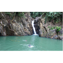 Enjoy professional Adventure “Paria Waterfall”